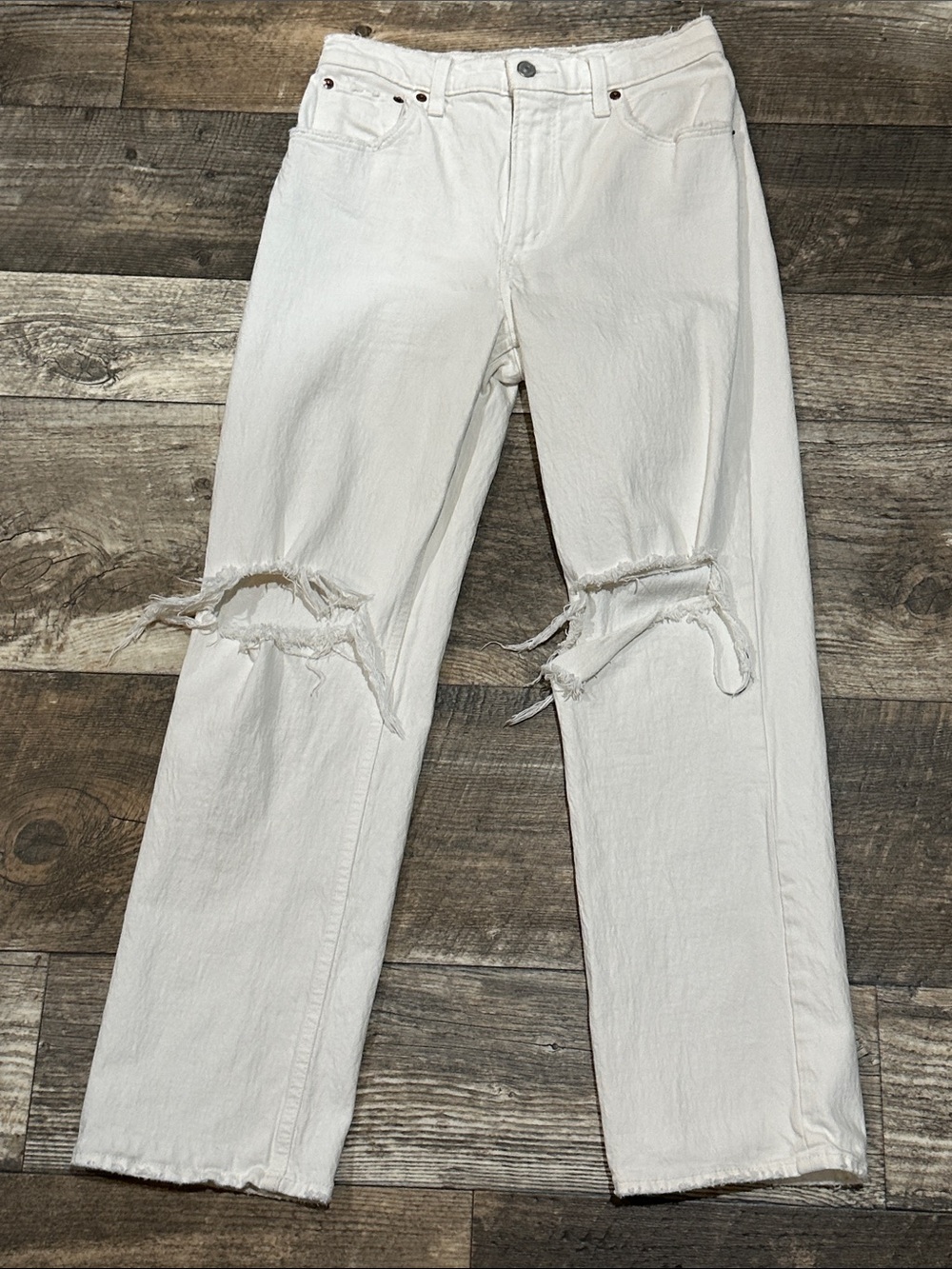 Abercrombie 90’s Straight Ultra High Rise